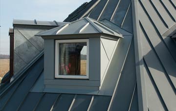 metal roofing Shwt, Bridgend